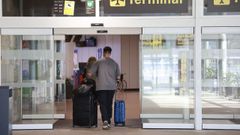 Exterior de la terminal de Alvedro