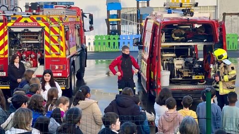 El GES de Mugardos protagoniz� un simulacro de actuaci�n ante emergencia por incendio en el Loyola