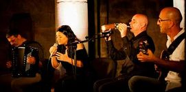 Las noches traer�n a O Couto a artistas como los de aCadaCanto.