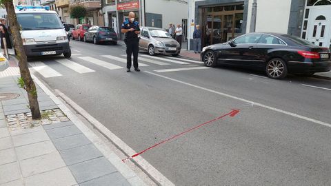 La Policía Local elabora el atestado en el lugar en el que se produjo el accidente
