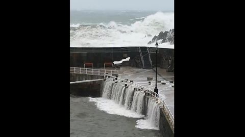 La ciclog�nesis Hugo causa destrozos en Cudillero