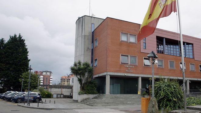 Comisar�a de la Polic�a Nacional en Gij�n