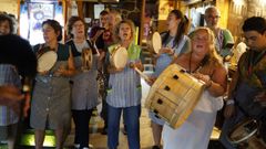 Cantos de taberna en Guitiriz en el primer d�a del Festival de Pardi�as 2026
