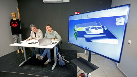 Eva Vilaverde y Alberto Oubiña presentaron este miércoles el proyecto de ampliación del Local de Música de Pontevedra