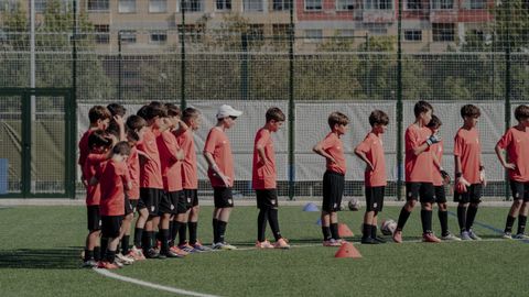 Campus de F�tbol Bosco - Atl�tico de Madrid.La actividad formativa empez� en las instalaciones de Salesianos Ourense
