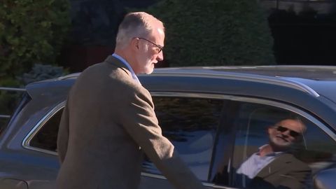 El Rey abandona el Instituto Oftalmol�gico Fern�ndez-Vega despu�s de su operaci�n de cataratas