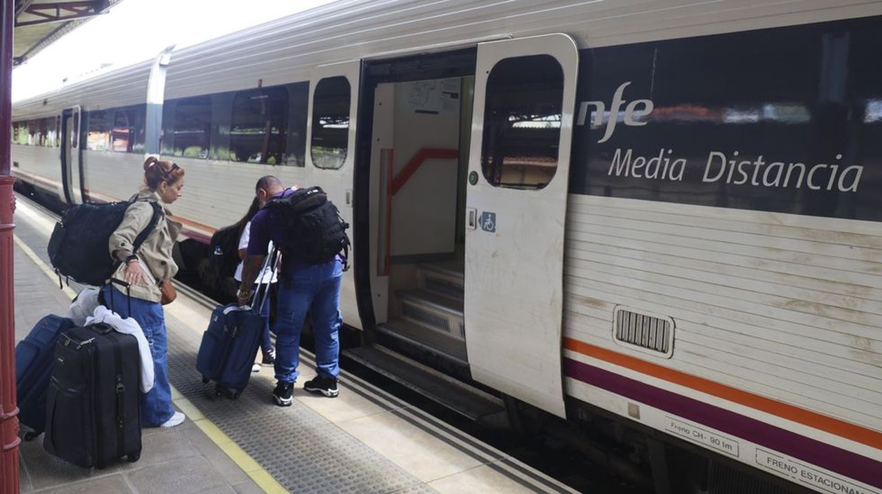 La demanda social por la modernización del tren se reactiva en Ferrolterra