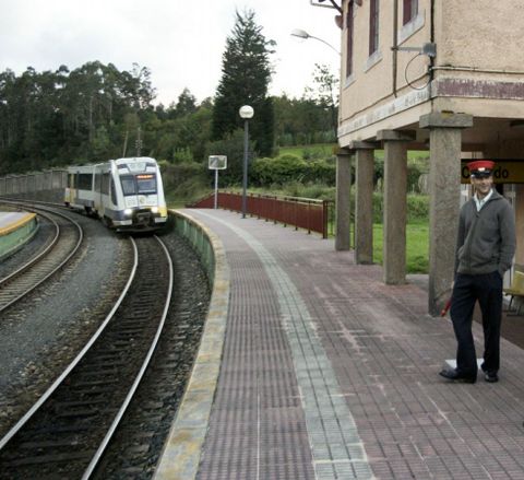 Tres viajeras recabaron 1.653 firmas de apoyo. 