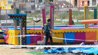 Cama elástica precintada en el recinto ferial de Alquerías