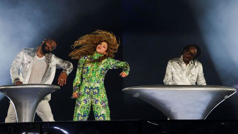 Shakira, durante su concierto en la playa de Copacabana en R�o de Janeiro, Brasil