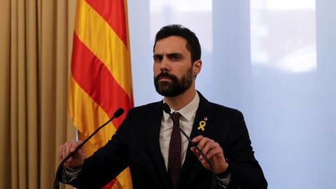Torrent suspende la investidura de Puigdemont �hasta que pueda celebrarse un debate con garant�as�