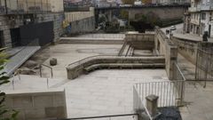 La piscina termal de As Burgas lleva cerrada desde el ao 2020