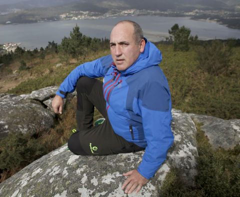 Gandarela en la cima del monte San Lois, uno de sus parajes preferidos de Barbanza. 