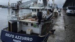 El �Golfo Azurro� atracado en A Coru�a