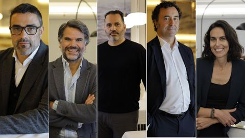 De izquierda a derecha: Marcelo Toural, CEO de Krack; Ramn de Meer, director de Marketing Iberia Hijos de Rivera; Flix Rodrguez, responsable de Comunicacin y Marketing del ITG; Ramn Alonso, uno de los gerentes de Cafs Candelas; y Marina Chiavegatto, responsable de Comunicacin de Russula.
