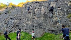 Unha actividade organizada anteriormente polo club na antiga canteira de pedra caliza de Bux�n