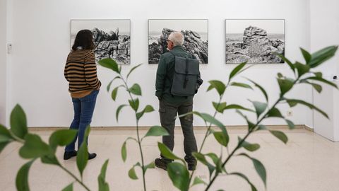 Sala de la galer�a de arte Marisa Marim�n de Ourense