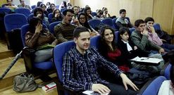 Alumnos de la Facultad de Derecho durante una jornada de formaci�n celebrada recientemente.