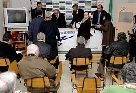 Las �ltimas juntas de accionistas se celebraron en la sala de prensa de A Malata.