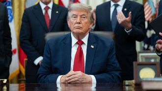 El presidente de EE.UU., Donald Trump, en el despacho oval