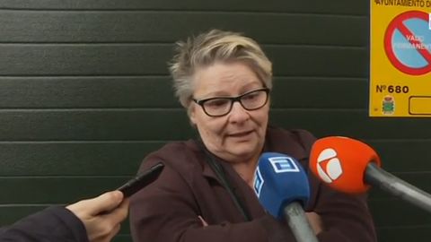 La hija de la octogenaria herida grave por el fuego atiende a los medios