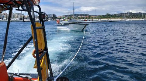La embarcaci�n decomisada por los Gardacostas de Galicia