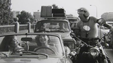 Un fotograma de la pel�cula El Puente (1977), con Alfredo Landa