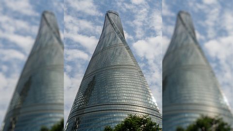 SHANGHAI TOWER (Shanghi) - En China se encuentra el segundo rascacielos con ms plantas del planeta, un total de 128 pisos repartidos por 632 metros de altura