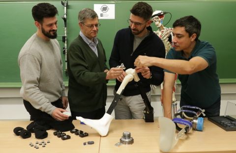 Equipo de ingenieros del Citeni de Ferrol que asume el dise&ntilde;o de exoesqueletos destinados a ayudar a personal sanitario y cuidadores