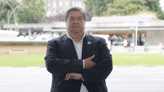 Julio Abalde fue rector de la UDC hasta el 2023, cuando finaliz� su segundo mandato