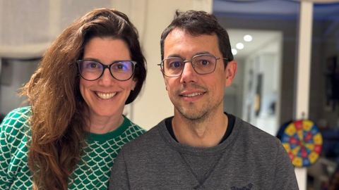 Mara y Jordi, fotografiados por su hija en casa. 
