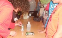 El IES Ant�n Losada acoge una muestra fotogr�fica con fondos de los alumnos.