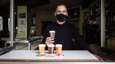 En el Bar Perla llegaron a preparar un centenar de cafés al día