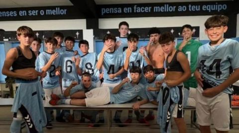 Los infantiles del Celta, celebrando la victoria de este pasado fin de semana.