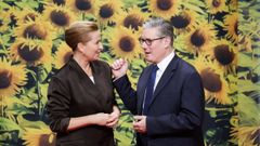 Keir Starmer, con la primera ministra danesa, la socialdemócrata Mette Frederiksen, en la reciente cumbre de Copenhague
