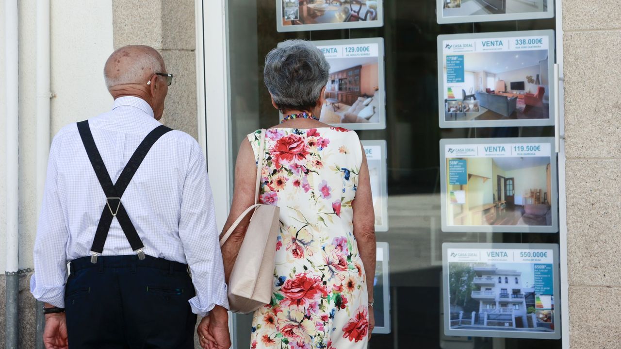 A Coruña y Pontevedra, las ciudades gallegas donde más cae la oferta de vivienda en venta