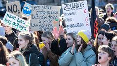 Manifestaci�n de mozos contra o cambio clim�tico en Berl�n (Alema�a) o pasado 22 de febreiro. Protestas similares, nos chamados Venres polo Futuro, v�ronse noutras cidades europeas, como a encabezada pola sueca Greta Thunberg en Hamburgo � semana seguinte