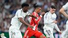Tchouam�ni y Valverde, del Real Madrid, en un partido contra el Bayern de M�nich