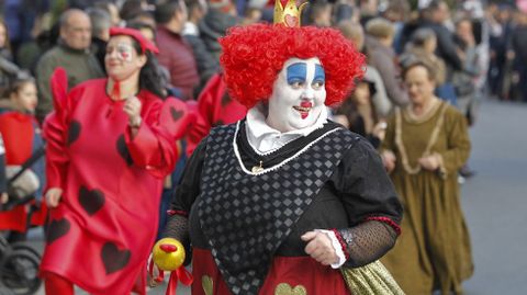 Alicia a trav�s del espejo. Comparsa 12 y carroza 6