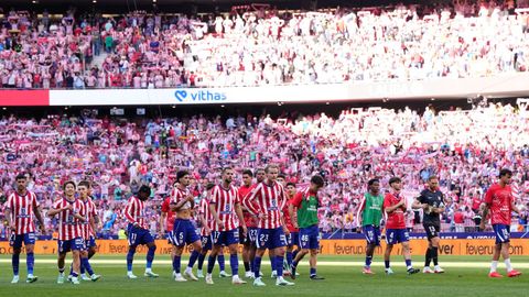 Foto de archivo de los jugadores del Atl&eacute;tico de Madrid en su estadio.