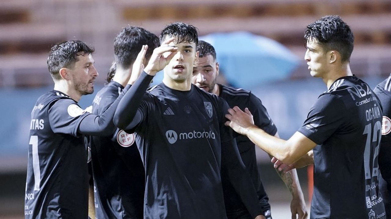 Manu Rivas regresa al Compostela para reforzar la banda izquierda