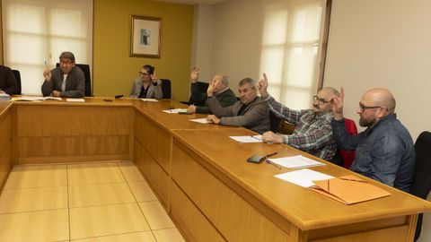 Imagen de archivo de un pleno celebrado en Dumbr�a