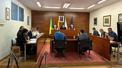 El pleno de Oroso (en la imagen, una sesi�n anterior) aprob� las seis obras en el rural