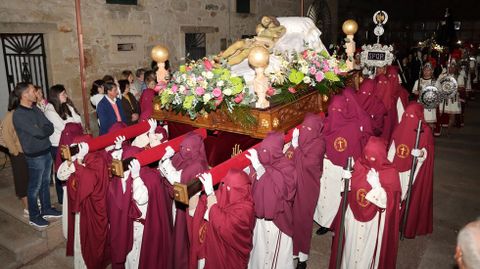 Desenclavo y procesi�n den Santo Entierro en Boiro