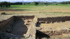 La villa romana de Coea est� en un f�rtil valle, en la ribera del r�o Az�mara