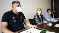 Ant�n L�pez, de Fedas, la alcaldesa Mar�a Loureiro, el concejal de Mar Jes�s Fern�ndez y Alejandro Prieto, de la UNED Lugo, presentaron este martes el foro