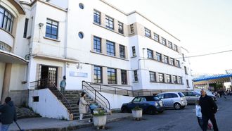 La comunidad educativa del CEIP de Pr�cticas urge a la Xunta la rehabilitaci�n integral del colegio desde hace a�os