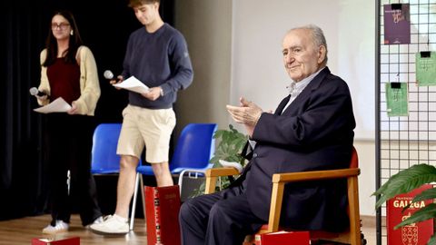No�2025, durante�a homenaxe que recibiu no instituto �lvaro Cunqueiro de Coia, en Vigo