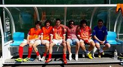 El banquillo del Estradense ante el Valladares, con el t�cnico y los jugadores, dos de ellos debutantes.