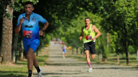 El atleta del Galaico Trail Running Jos� Canda durante un momento de la prueba.